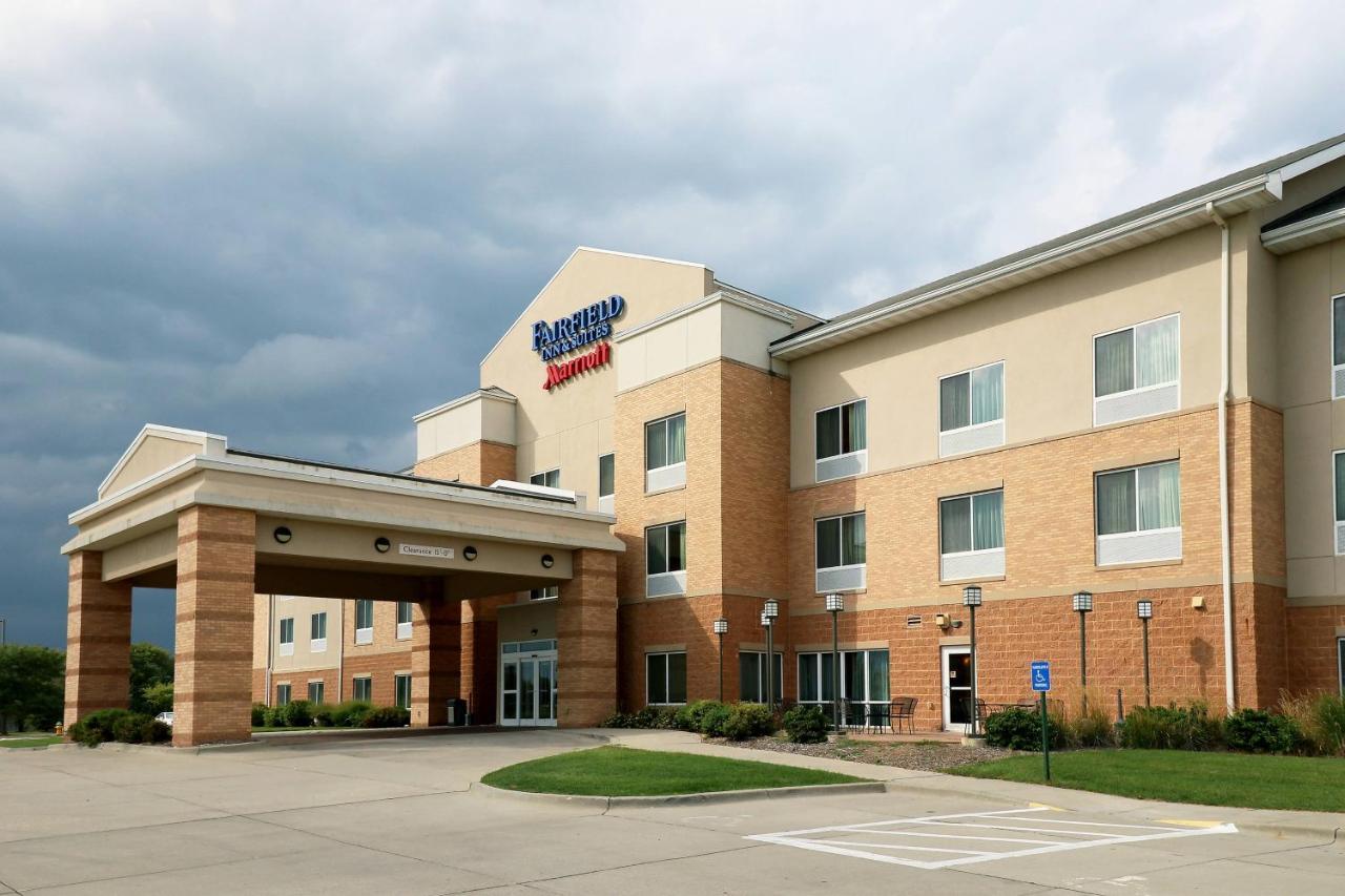 Fairfield Inn & Suites Des Moines Airport Exteriör bild