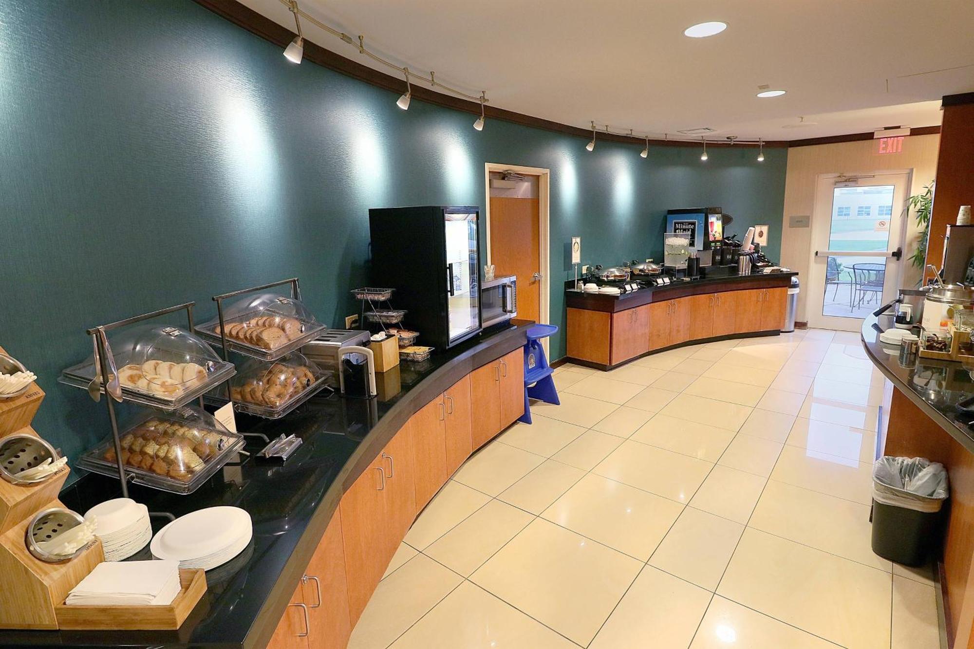 Fairfield Inn & Suites Des Moines Airport Exteriör bild