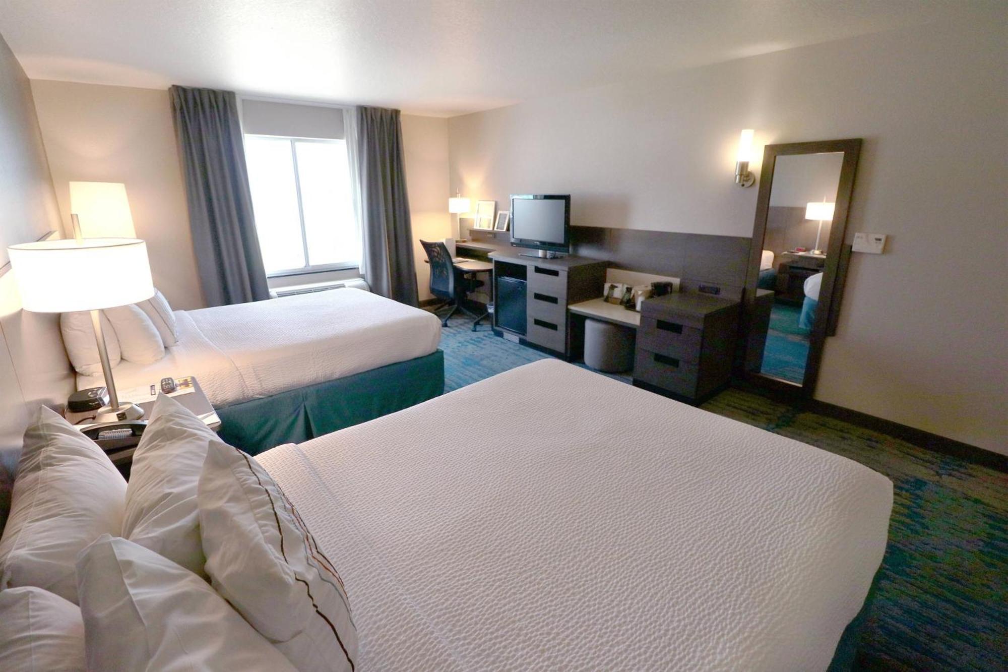Fairfield Inn & Suites Des Moines Airport Exteriör bild