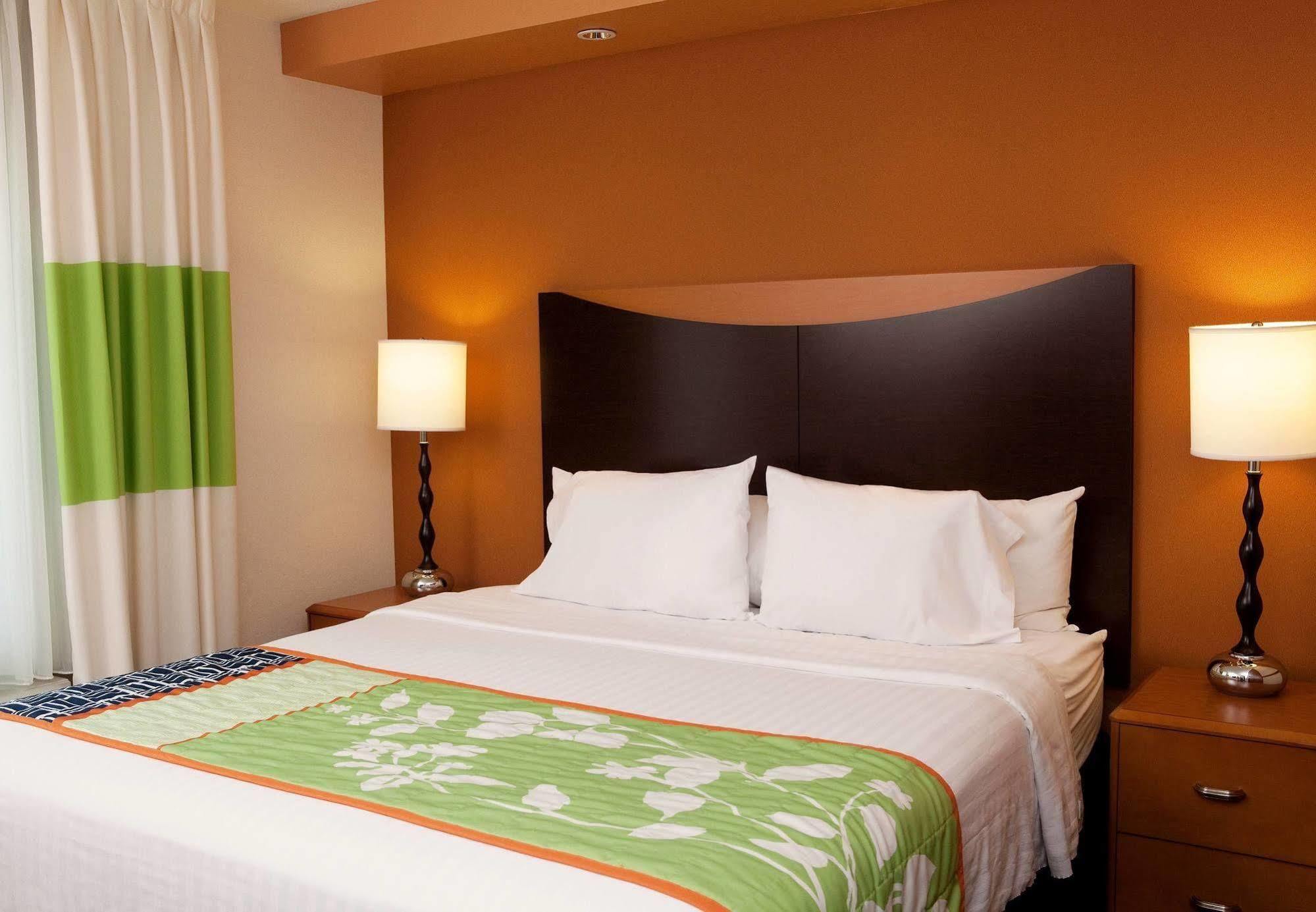 Fairfield Inn & Suites Des Moines Airport Exteriör bild